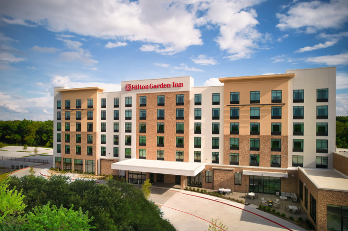 Hilton Garden Inn day exteriorA